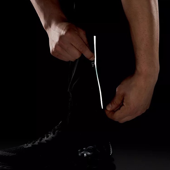 Lululemon Surge Jogger - Picture 4 of 8